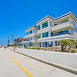 Oceanfront Condo With Front Patio, Gas Grill, Fire Pit - Prime Location!!